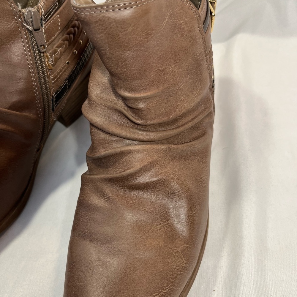 SO Brown Heeled Booties - Picture 7 of 11